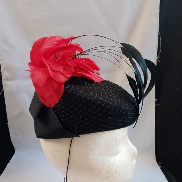 Women's hat - Picture 2 of 3